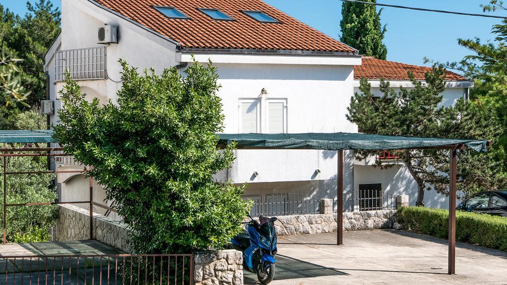 Apartment Lunta Krk Town Εξωτερικό φωτογραφία